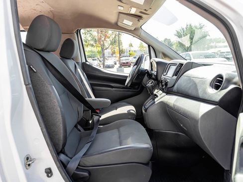 Used 2020 Nissan NV200 SV FWD image 13