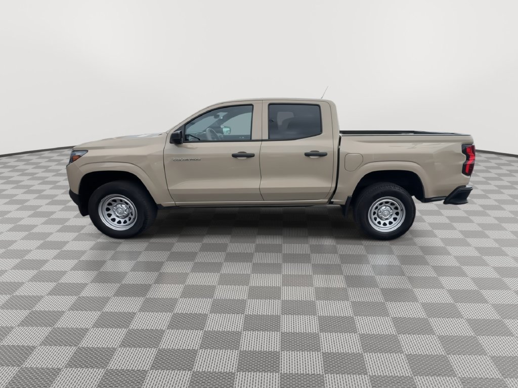 Used 2023 Chevrolet Colorado W/T RWD image 5
