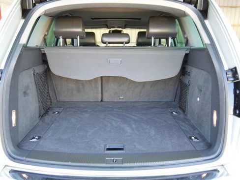 Used 2009 Volkswagen Touareg VR6 image 33