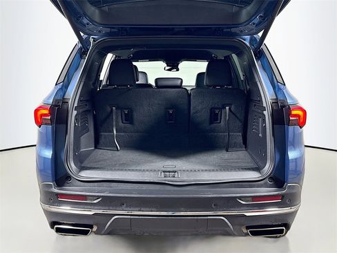 Used 2025 Buick Enclave Preferred image 25