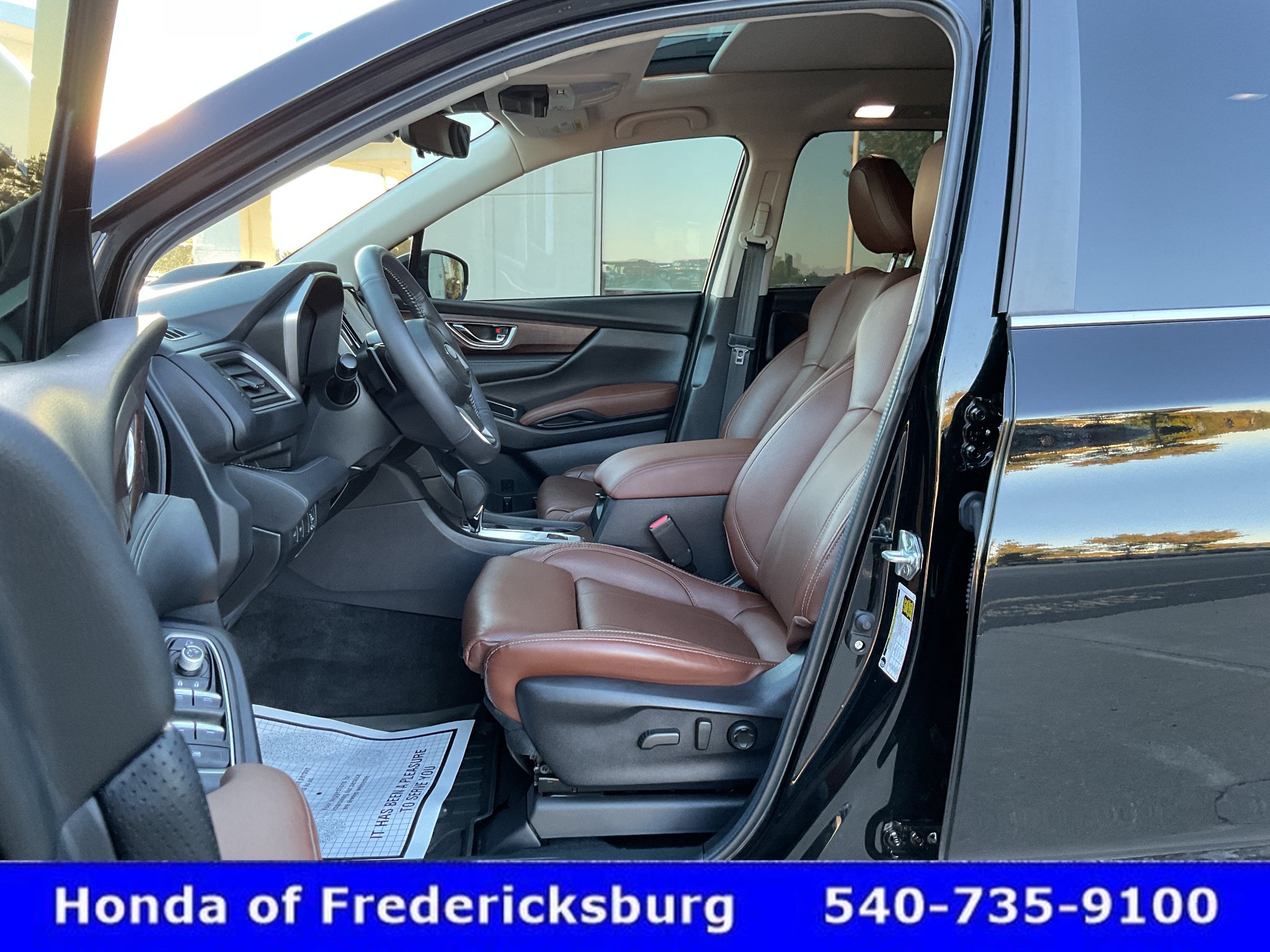 Used 2025 Subaru Ascent Touring AWD/4WD image 29