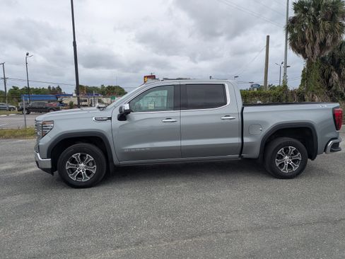 Certified 2025 GMC Sierra 1500 SLT image 6