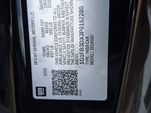 Used 2023 Chevrolet Camaro LT image 28