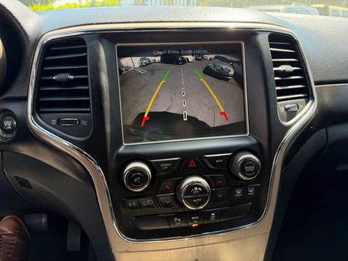 Used 2014 Jeep Grand Cherokee Altitude image 40