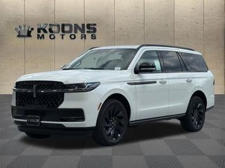 New 2026 Lincoln Navigator Reserve w/ Jet Appearance Package AWD/4WD video 1