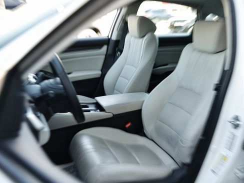 Certified 2019 Honda Accord EX-L image 19