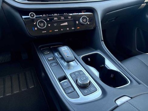 Certified 2023 INFINITI QX60 Luxe w/ Vision Package image 16