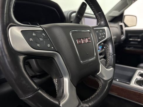 Used 2018 GMC Sierra 1500 SLT image 32