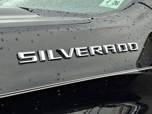 Used 2021 Chevrolet Silverado 1500 Custom RWD image 4