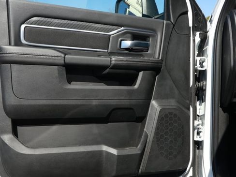 New 2026 RAM 2500 Big Horn AWD/4WD image 22