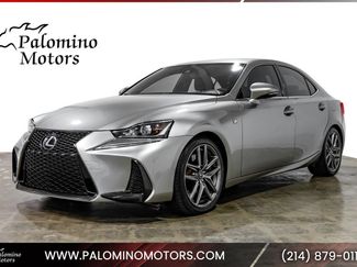 Used 2018 Lexus IS 300 F Sport w/ F Sport Package RWD video 1