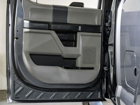 Used 2022 Ford F250 XL w/ STX Appearance Package AWD/4WD image 36
