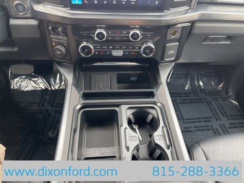 New 2026 Ford F250 Lariat w/ Black Appearance Package image 13