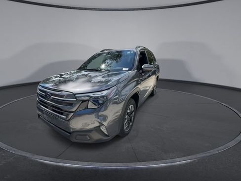 Certified 2025 Subaru Forester Premium AWD/4WD image 3
