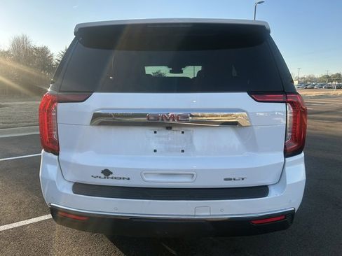 Used 2023 GMC Yukon SLT image 6