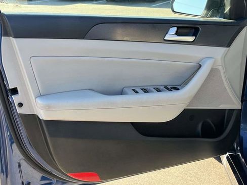 Used 2017 Hyundai Sonata Sport w/ Value Edition Package 02 image 15
