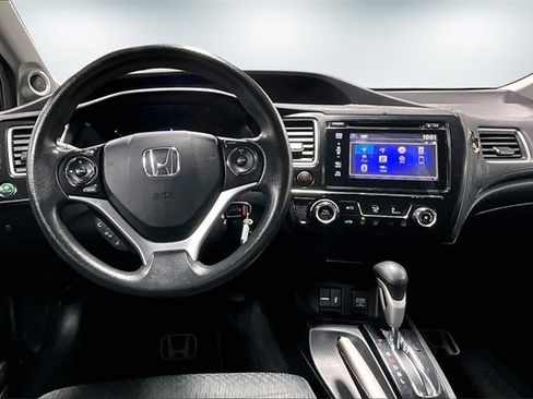 Used 2015 Honda Civic SE image 7