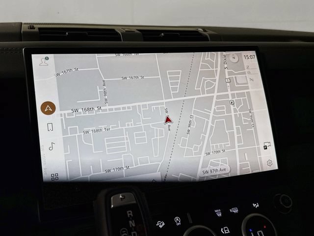 New 2026 Land Rover Defender 110 X-Dynamic SE AWD/4WD image 16