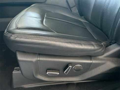 Used 2020 Ford Expedition Limited w/ Equipment Group 301A image 14