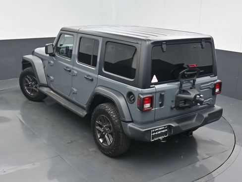 Used 2024 Jeep Wrangler Unlimited Sport AWD/4WD image 45