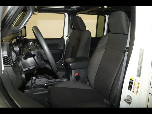 Used 2023 Jeep Wrangler Unlimited Sport AWD/4WD image 21