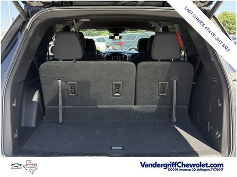 Certified 2022 Chevrolet Traverse LT FWD image 28