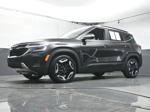 Used 2025 Kia Seltos SX w/ SX Sunroof Package AWD/4WD image 36