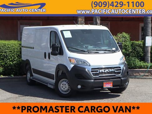 Used 2025 RAM ProMaster 2500 w/ U-Haul Equipment Group FWD image 1