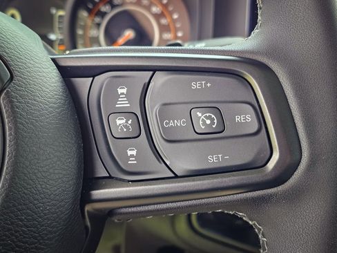 Certified 2026 Jeep Wrangler Sport AWD/4WD image 18