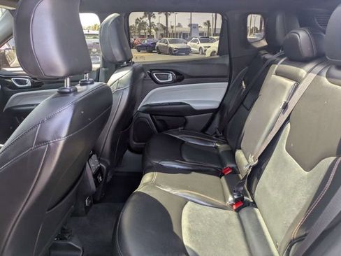 Used 2023 Jeep Compass Limited w/ Sun and Sound Group image 13