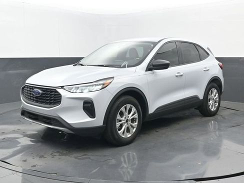 Used 2026 Ford Escape Active FWD image 8