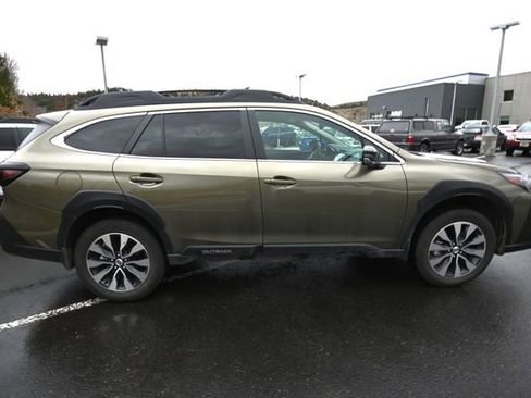 Used 2025 Subaru Outback Limited XT w/ Popular Package #2 image 2