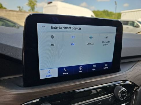 Used 2020 Ford Escape Titanium AWD/4WD image 23