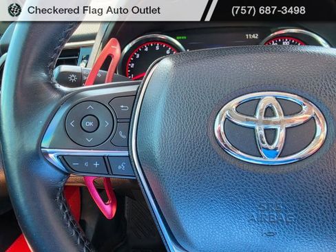 Used 2019 Toyota Camry XSE w/ Navigation Package FWD image 14