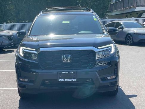 Certified 2025 Honda Passport EX-L image 2