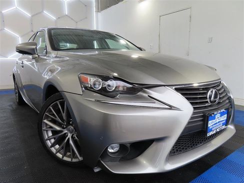 Used 2015 Lexus IS 250 w/ Premium Package RWD image 3