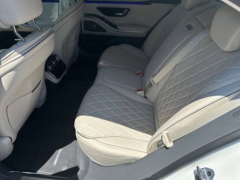 Used 2021 Mercedes-Benz S 580 4MATIC Sedan image 12