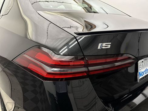 New 2026 BMW i5 w/ Executive Package AWD/4WD image 19