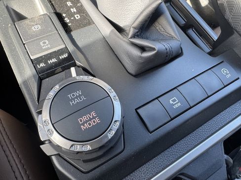 New 2026 Toyota 4Runner Limited image 29