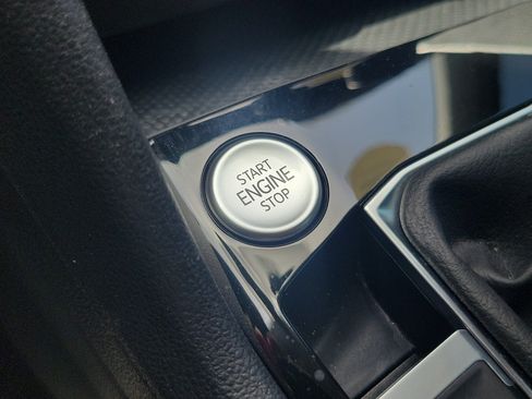 Certified 2024 Volkswagen Taos S FWD image 30