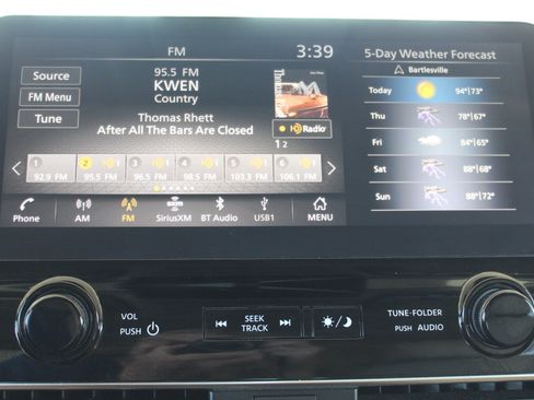 Used 2023 Nissan Armada Platinum w/ Captain's Chairs Package RWD image 52