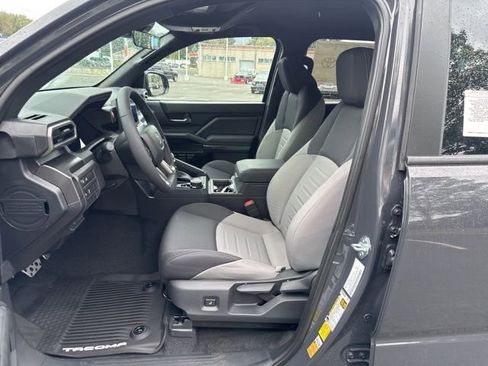 New 2025 Toyota Tacoma TRD Sport image 12