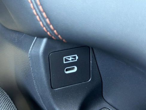 Used 2024 Honda HR-V Sport image 11