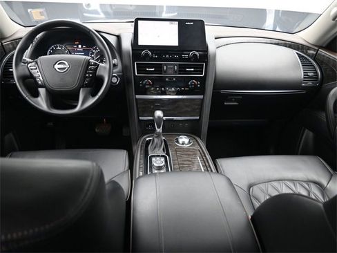 Used 2024 Nissan Armada Platinum w/ Captain's Chairs Package image 9