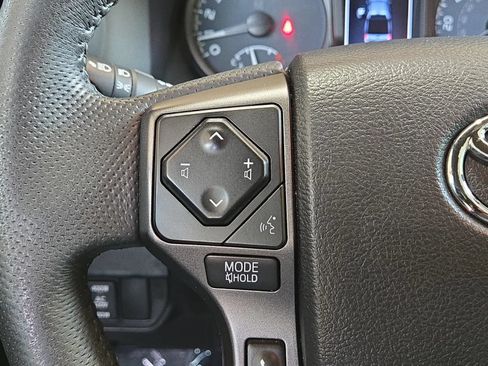 Used 2022 Toyota Tacoma TRD Off-Road RWD image 21