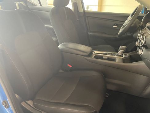 Used 2025 Nissan Sentra SV image 31