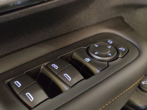 Used 2021 GMC Terrain SLT w/ Infotainment Package II image 27