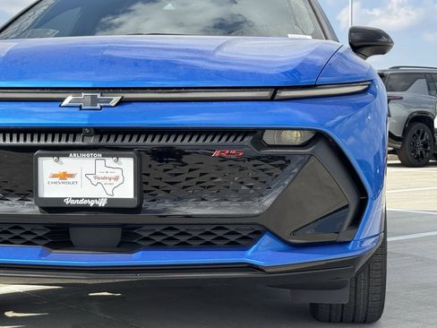 New 2026 Chevrolet Equinox EV RS image 8