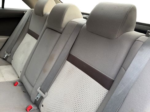 Used 2014 Toyota Camry XLE w/ Convenience Package image 13