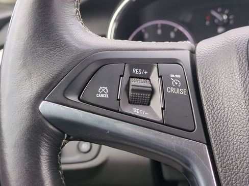 Used 2017 Buick Encore Essence image 24